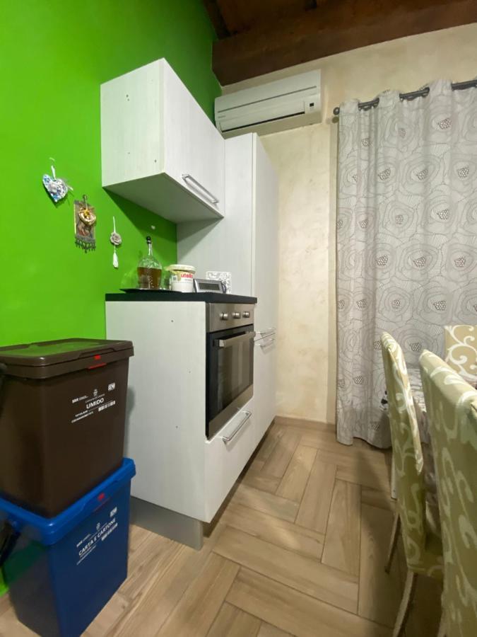 Apartmán The “B” House Katánie Exteriér fotografie